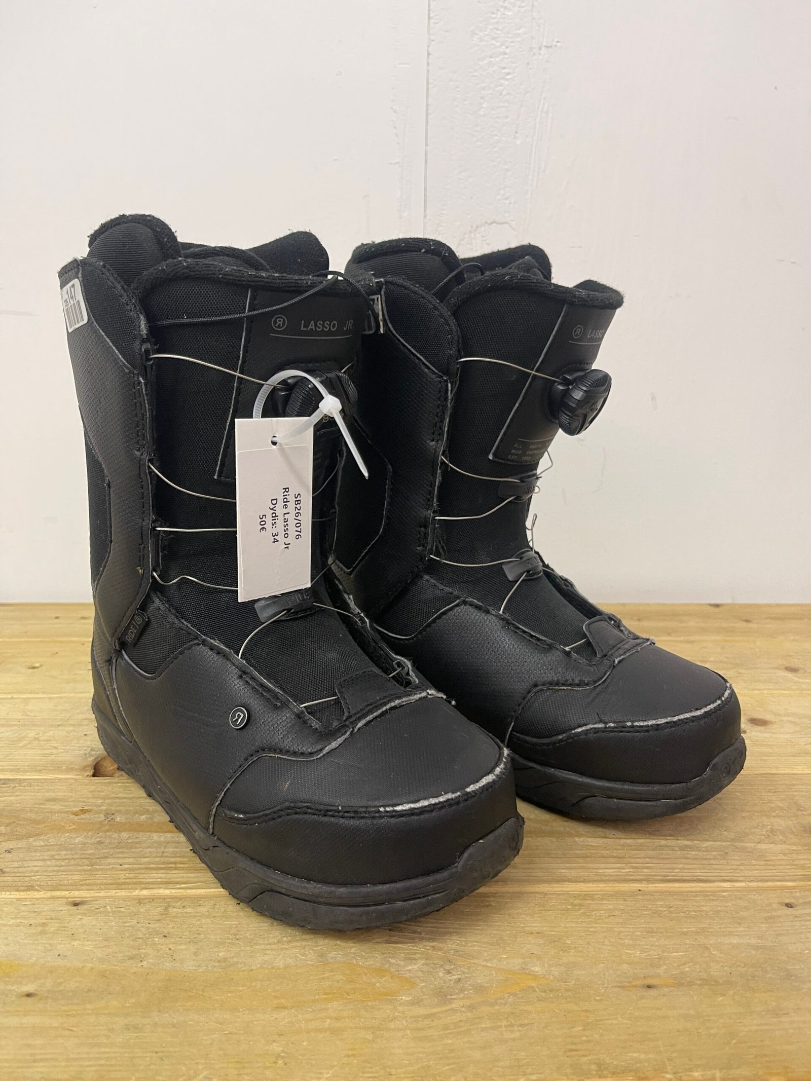 Ride Lasso Jr EU 34 – naudoti vaikiški snieglenčių batai Ride Lasso Jr EU 34 naudoti vaikiški snieglenčių batai – snowboard boots Vilniuje | Sniego Kalnas