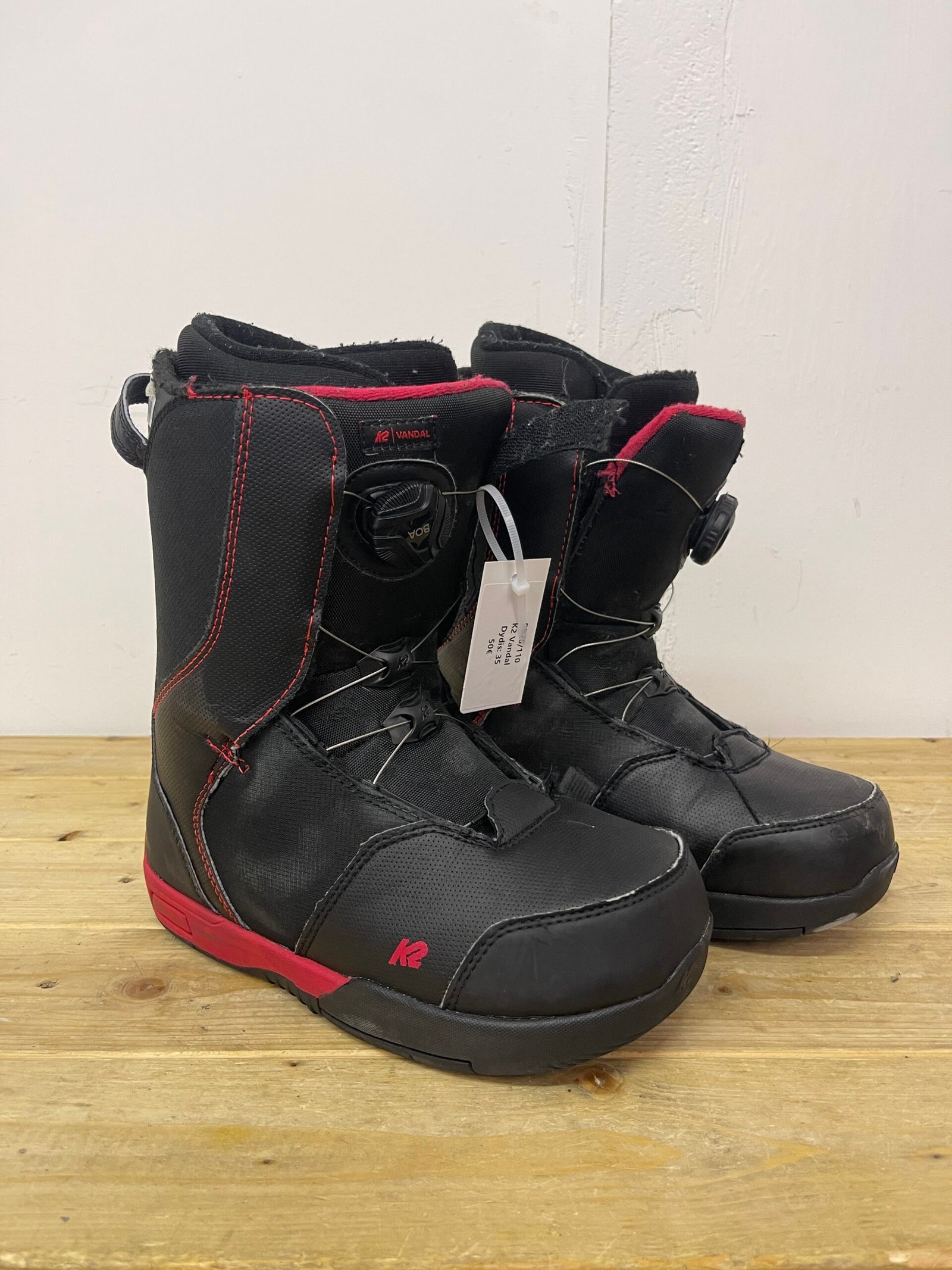 K2 Vandal EU 35 – naudoti vaikiški snieglenčių batai K2 Vandal EU 35 naudoti vaikiški snieglenčių batai – snowboard boots Vilniuje | Sniego Kalnas