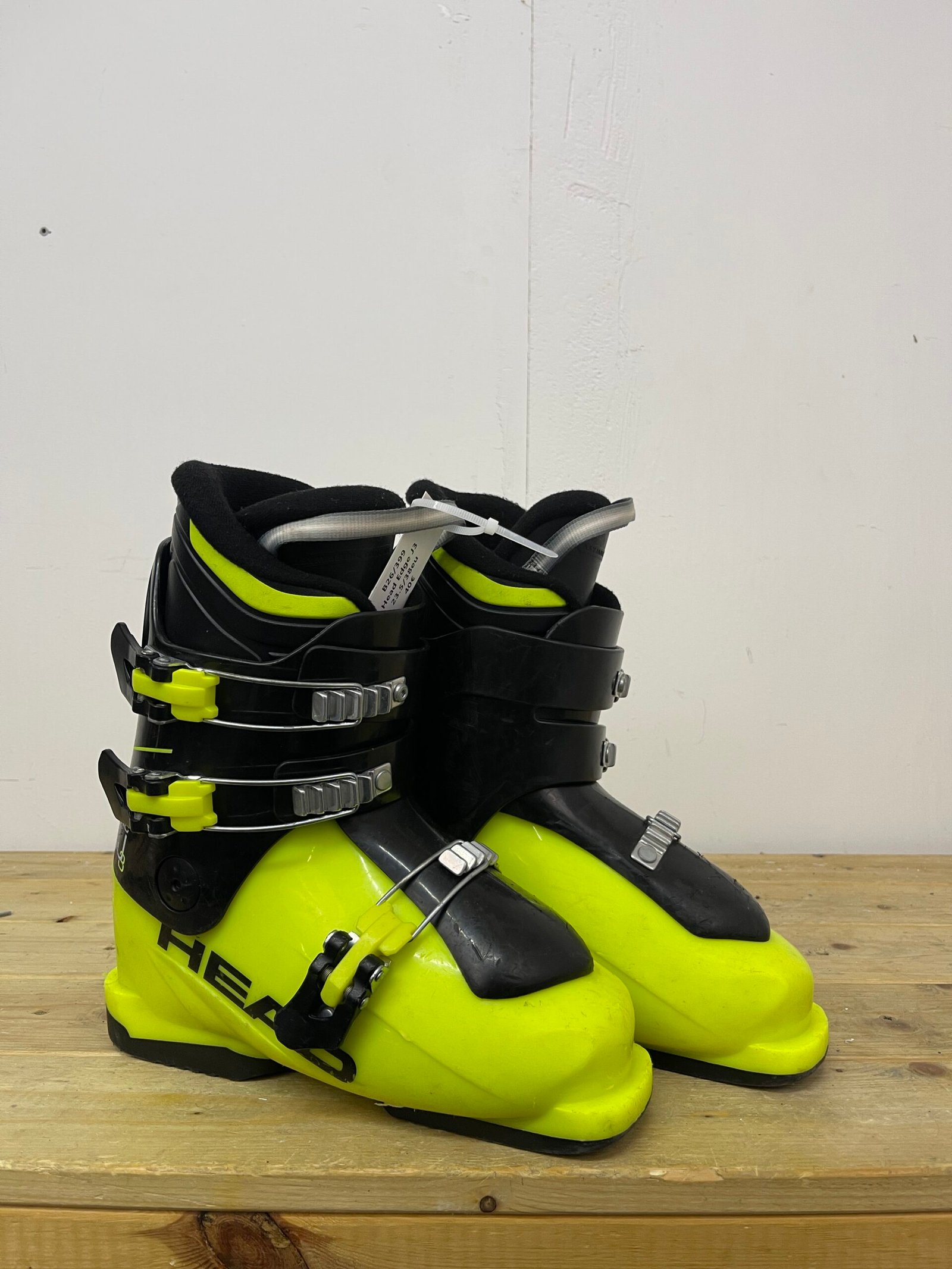 head-edge-j3-slidinejimo-batai-23-5-eu38 Head Edge J3 vaikiški slidinėjimo batai 23,5 MP EU 38 – naudoti slidinėjimo batai | Sniego Kalnas