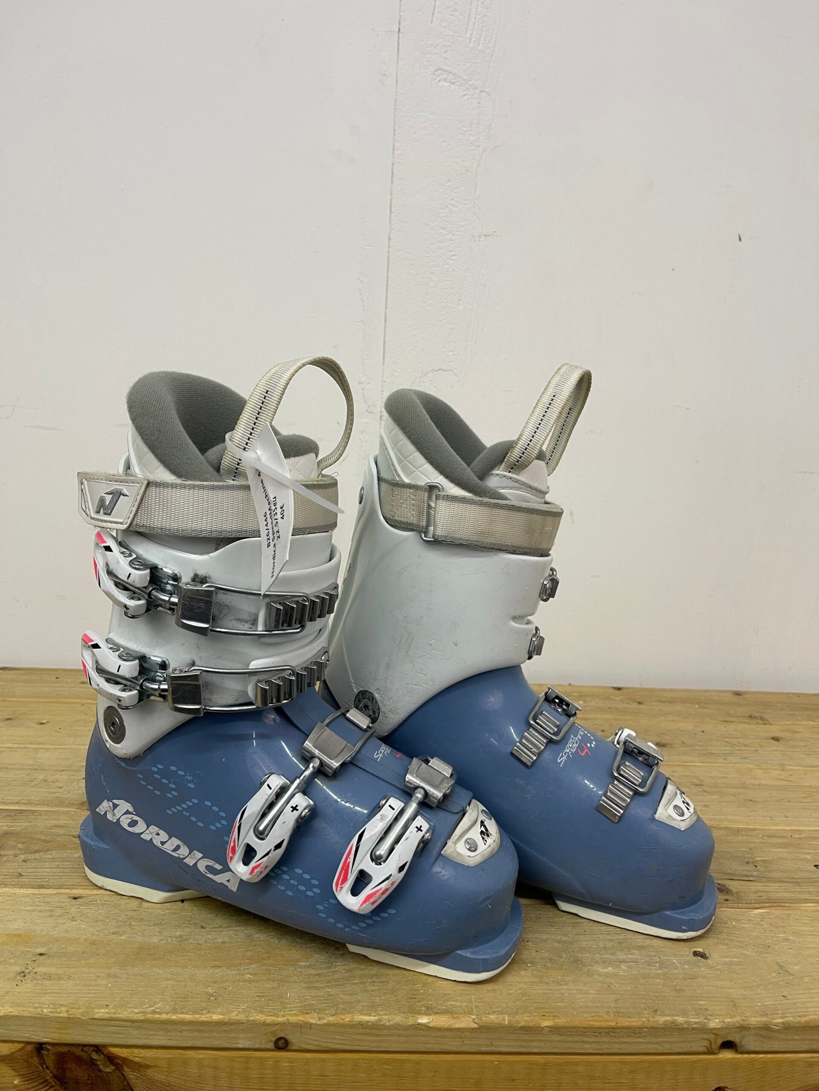 nordica-speedmachine-4-slidinejimo-batai-22-5-eu35 Nordica SpeedMachine 4 vaikiški slidinėjimo batai 22,5 MP EU 35 – naudoti slidinėjimo batai | Sniego Kalnas